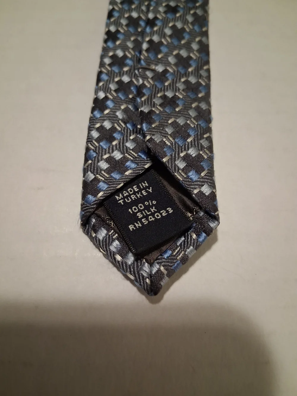 Banana Republic Gray Patterned Men's Tie with Light Blue Accents